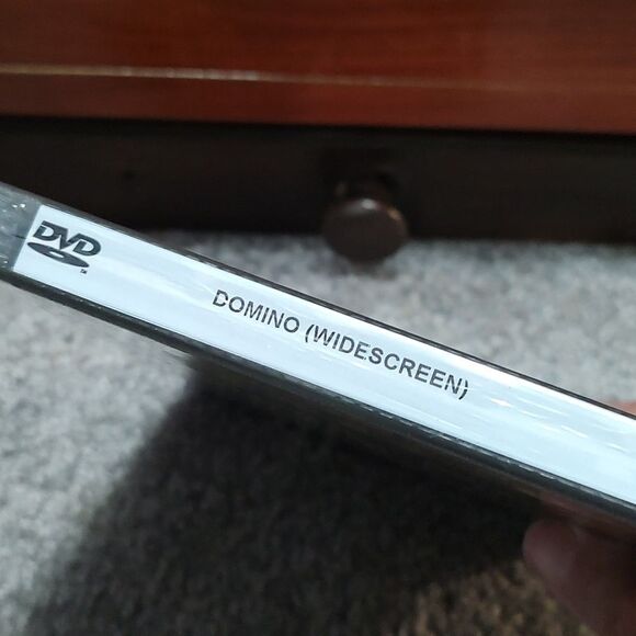 Domino   New Line Platinum Series Widescreen DVD NEW Sealed  2005 - Picture 3 of 3
